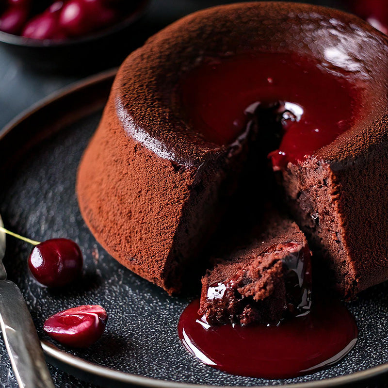 Fondant au chocolat noir et cerises : un dessert intense et fruité